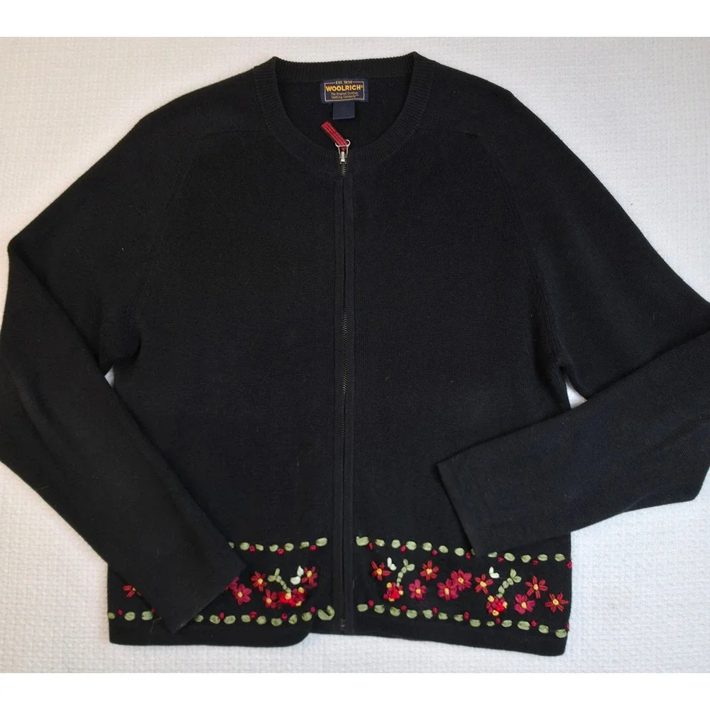 Woolrich Zip Up Sweater Womens M Black Floral Embroidered Excellent